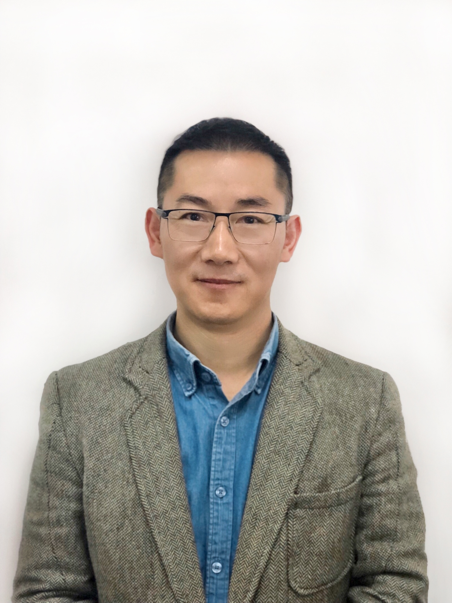 杨忠伟照片